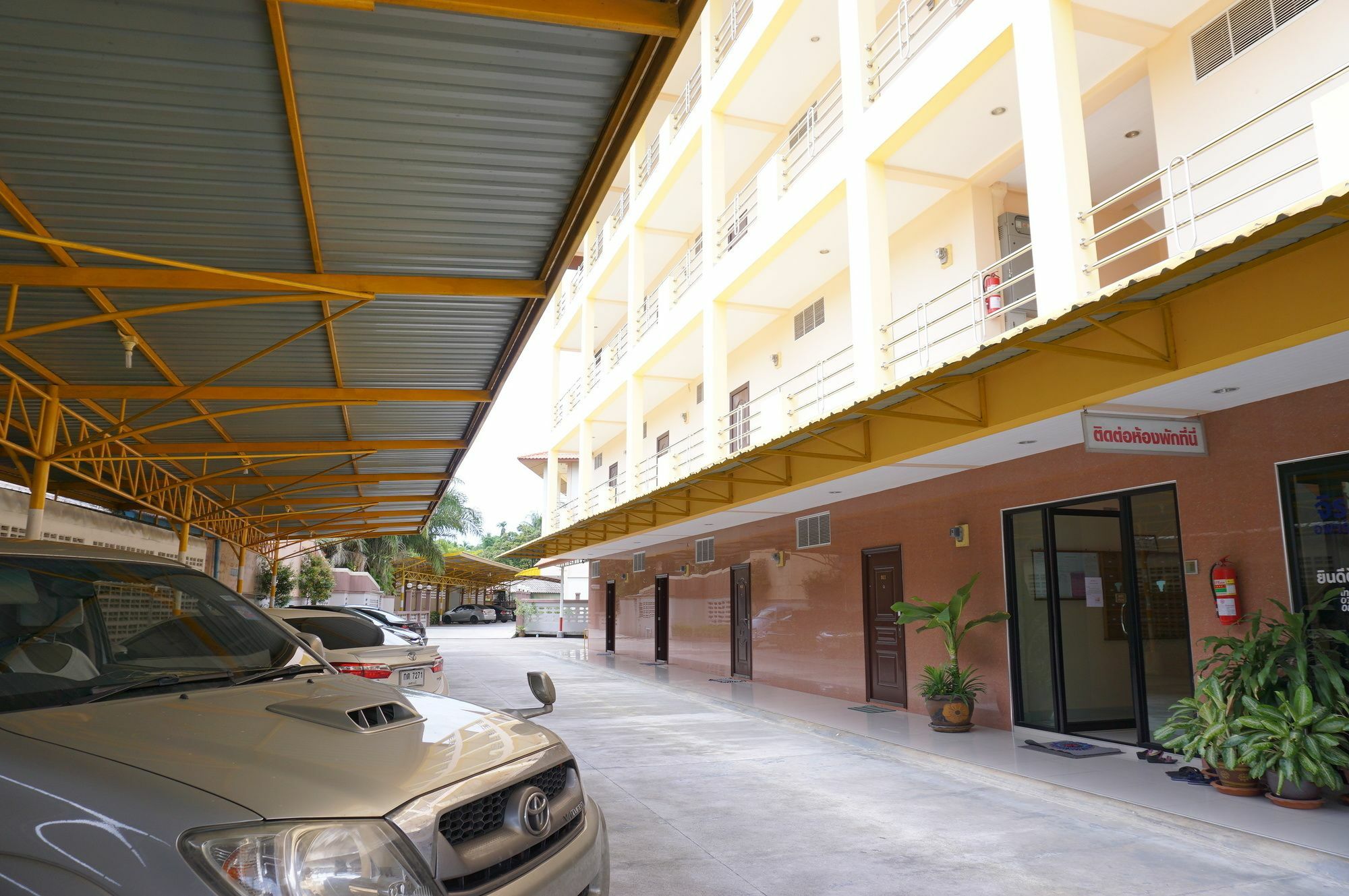 Jirasin Hotel & Apartment Ranong Exterior photo